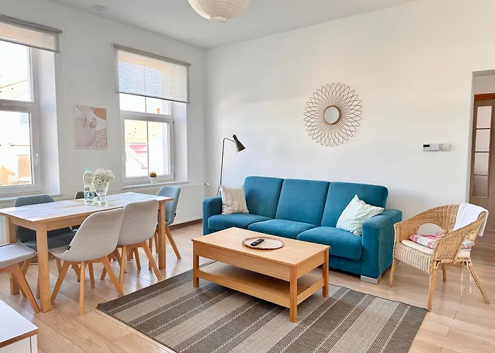 Sloneczny Apartament Blisko Jeziora I Gor