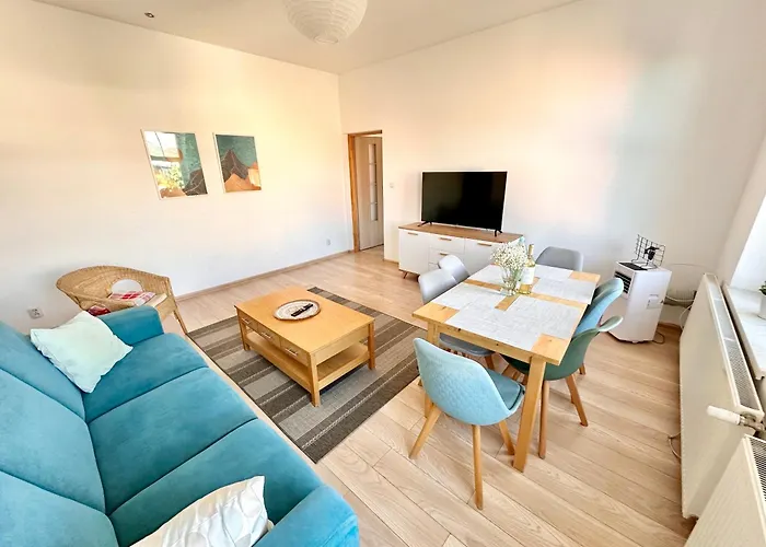 Sloneczny Apartament Blisko Jeziora I Gor